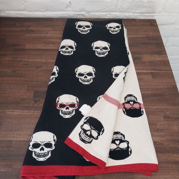 mortar & Bone Other - Mortar & Bone Skull Throw Blanket Black White Red Metallic 64" x 52" Reversible